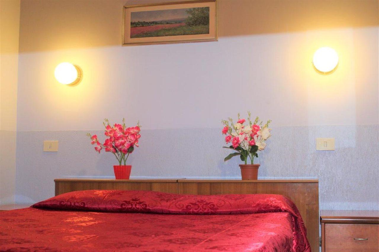 Hotel Eurorooms Roma Ngoại thất bức ảnh