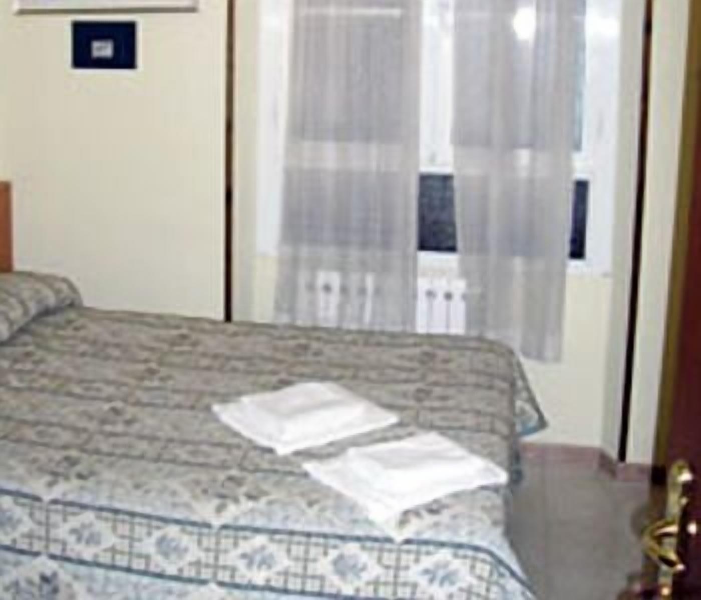 Hotel Eurorooms Roma Ngoại thất bức ảnh