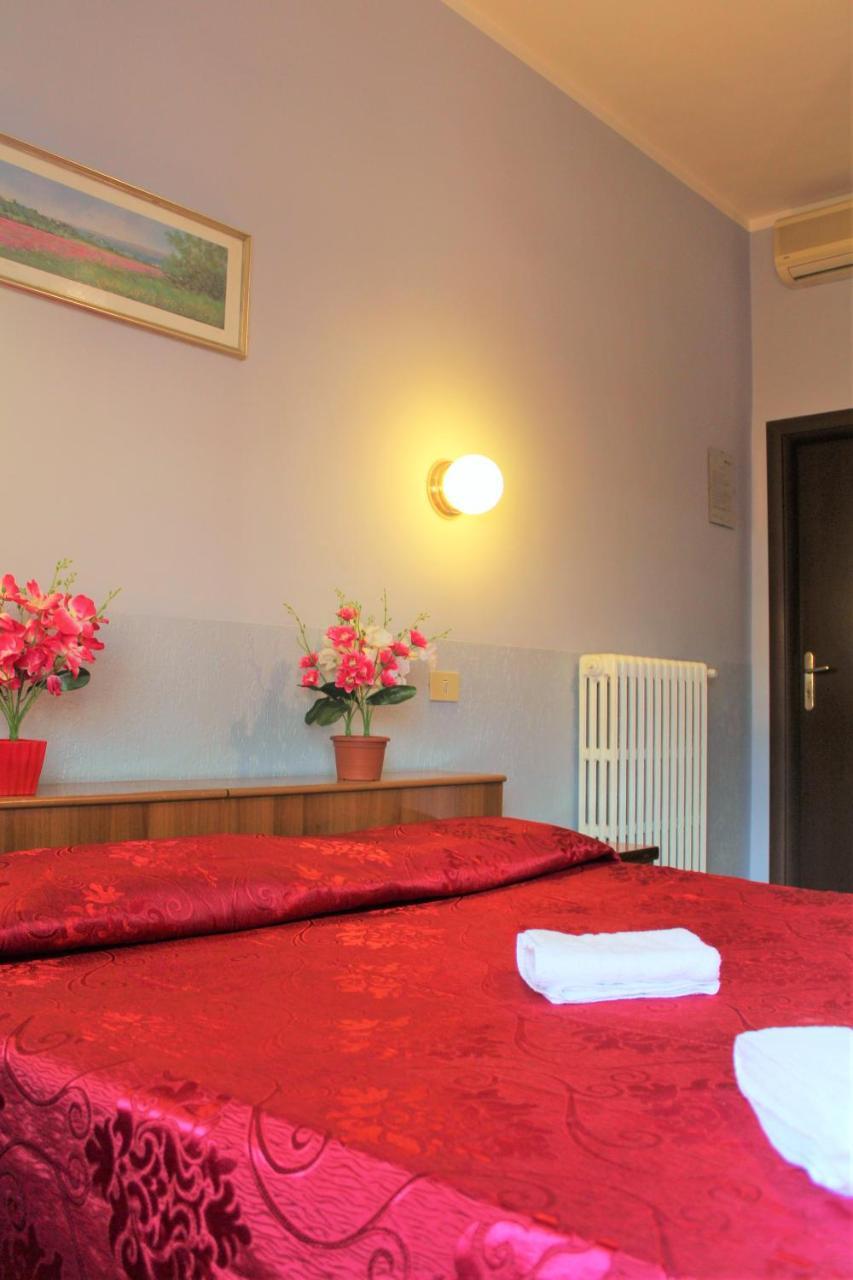 Hotel Eurorooms Roma Ngoại thất bức ảnh