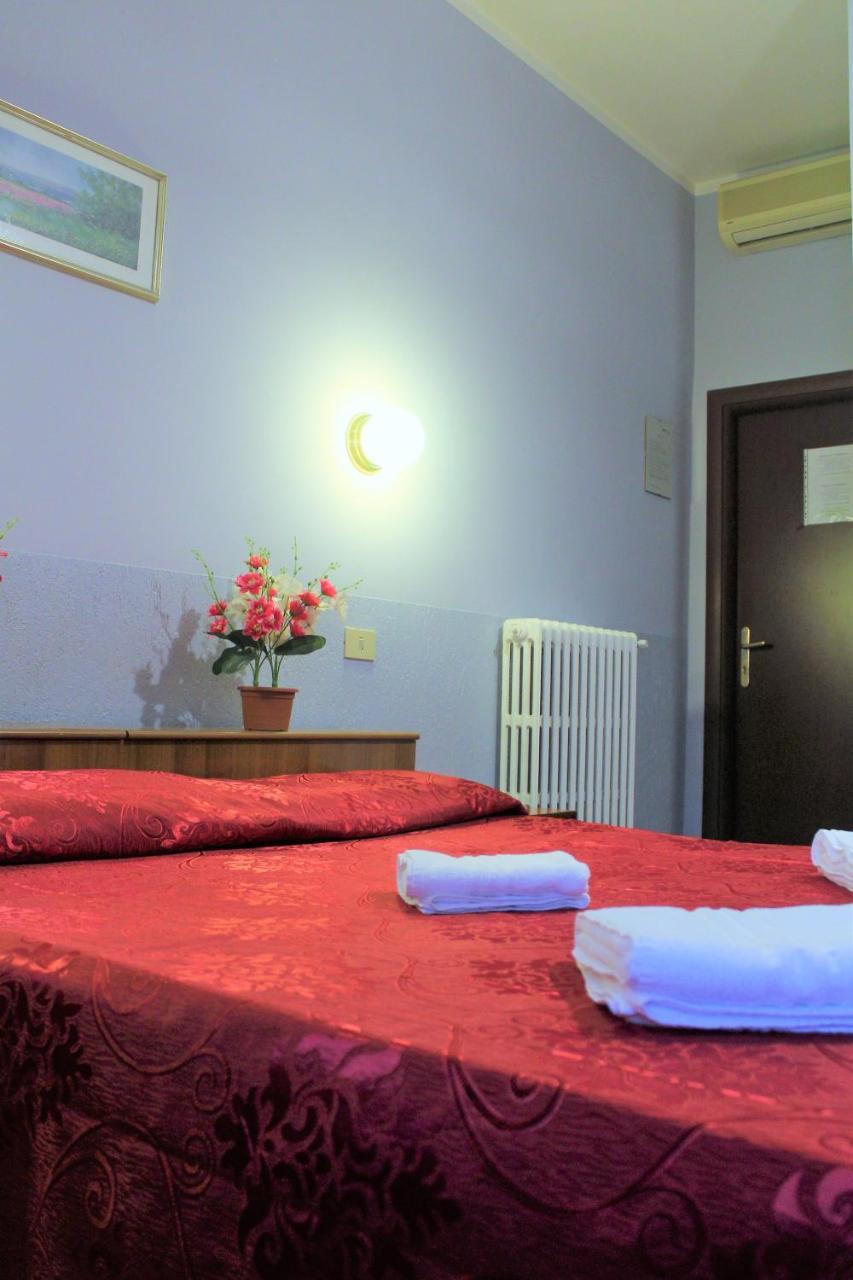 Hotel Eurorooms Roma Ngoại thất bức ảnh